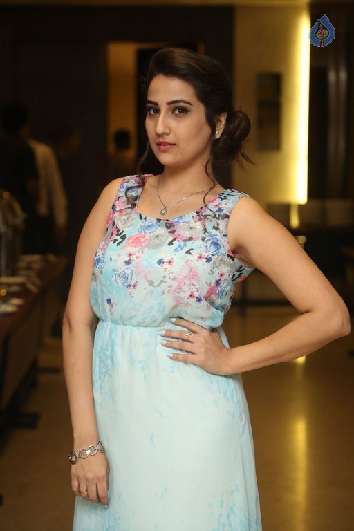 Manjusha Latest Gallery - 31 / 40 photos