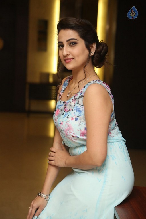 Manjusha Latest Gallery - 37 / 40 photos