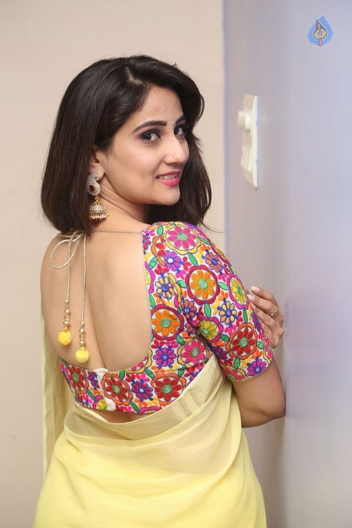 Manjusha Latest Gallery - 45 / 55 photos