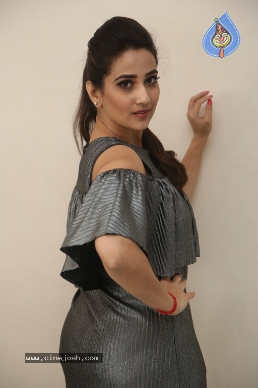 Manjusha Latest Photos - 9 / 21 photos