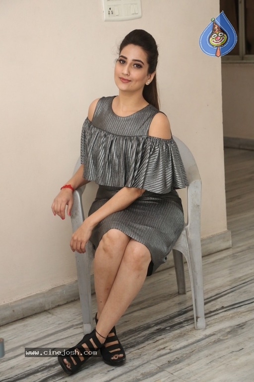 Manjusha Latest Photos - 15 / 21 photos