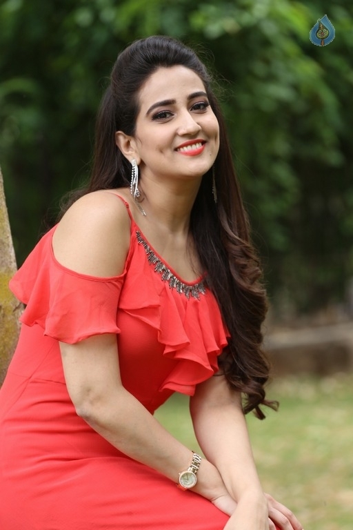 Manjusha Latest Photos - 5 / 41 photos