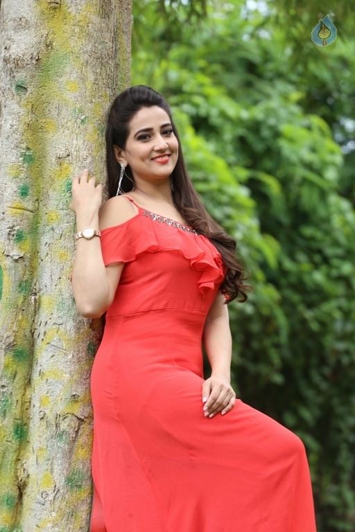 Manjusha Latest Photos - 36 / 41 photos