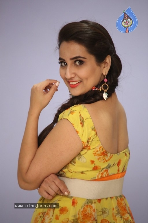 Manjusha New Photos - 8 / 31 photos