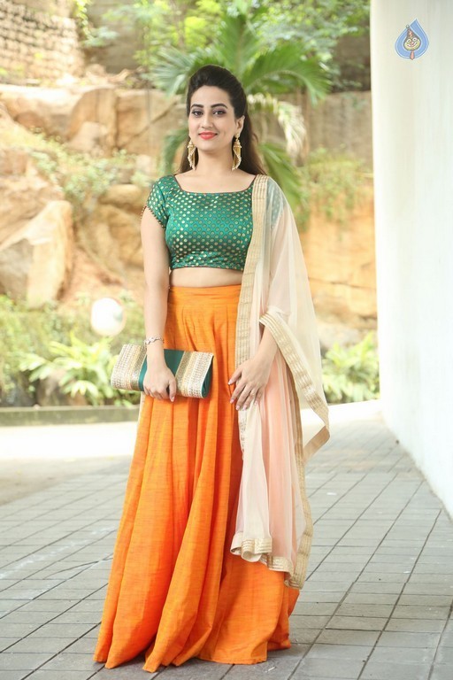 Manjusha New Pics - 23 / 25 photos