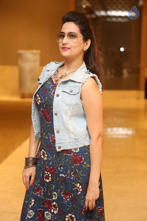 Manjusha New Pics - 1 / 33 photos