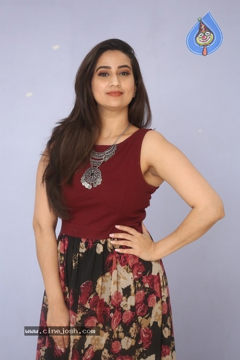 Manjusha Photos - 33 / 42 photos