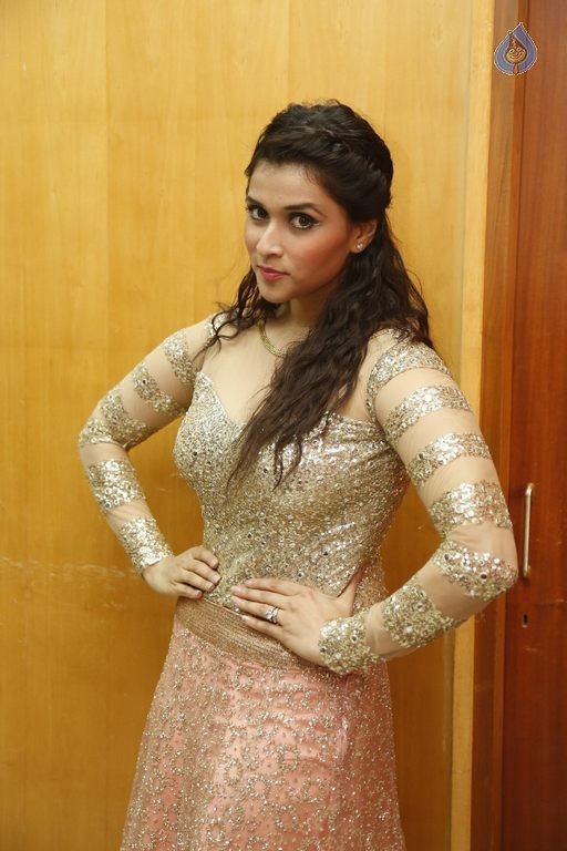 Mannara Photos - 10 / 33 photos