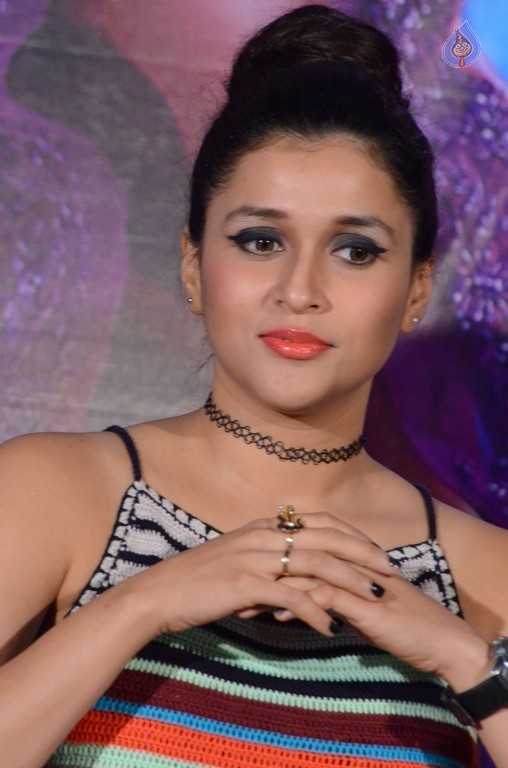 Mannara Photos - 5 / 39 photos