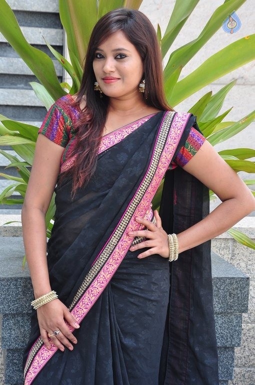 Mathrika New Photos - 29 / 35 photos