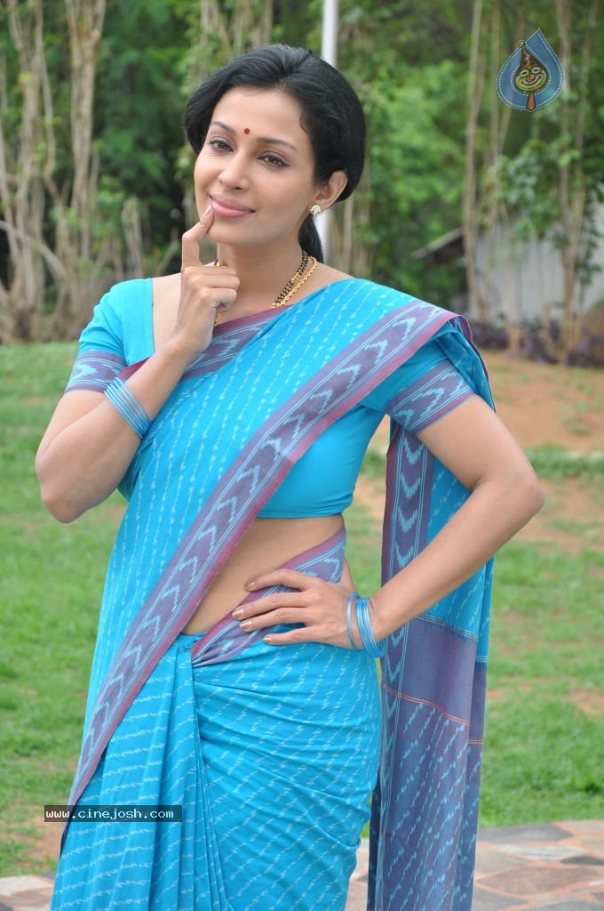 Mayuri Latest Stills - 61 / 69 photos