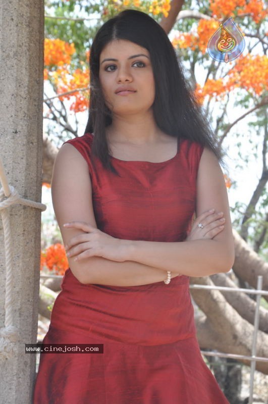 Meenakshi Stills - 91 / 99 photos