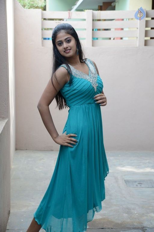 Megha Shree Pics - 13 / 25 photos