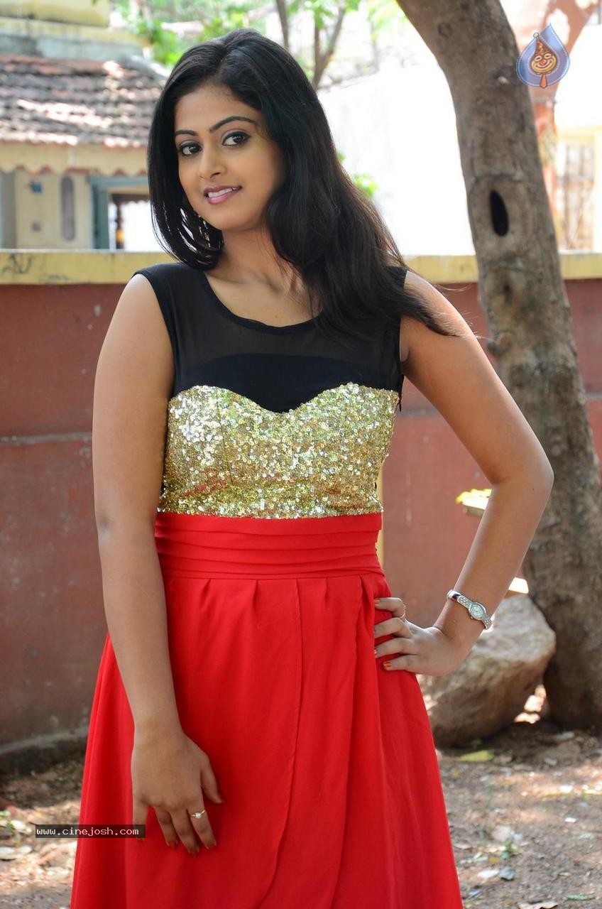 Meghasree New Stills - 32 / 77 photos