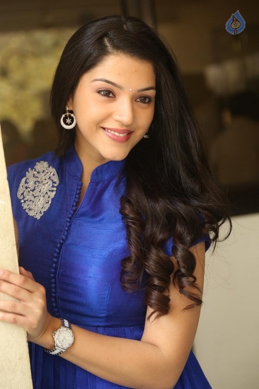 Mehreen New Photos - 5 / 50 photos