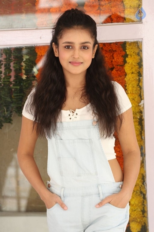 Mishti New Photos - 11 / 31 photos