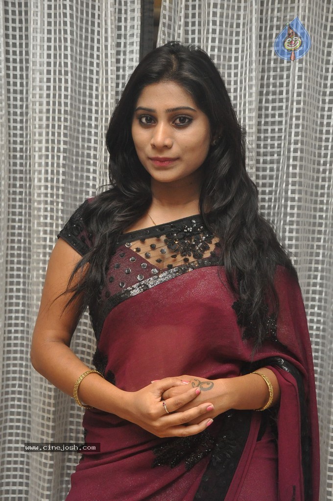 Mithuna Waliya Stills - 36 / 79 photos