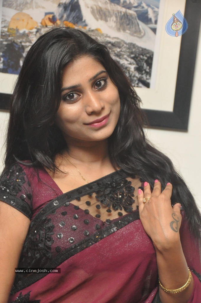 Mithuna Waliya Stills - 49 / 79 photos