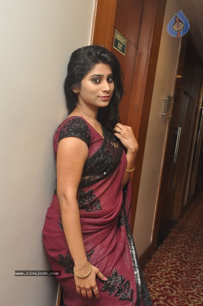 Mithuna Waliya Stills - 56 / 79 photos