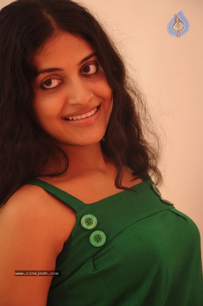 Mohana Hot Stills - 24 / 48 photos