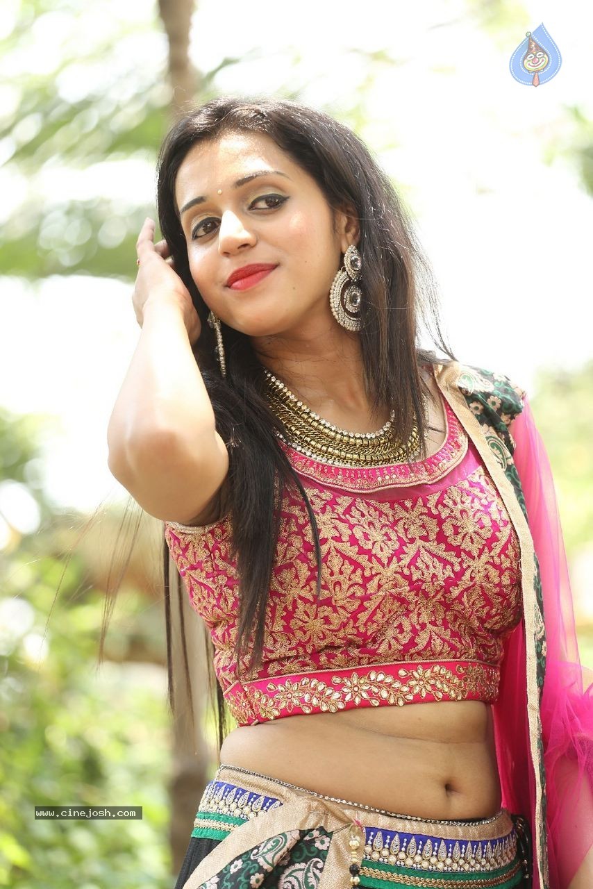 Mohitha New Stills - 54 / 64 photos