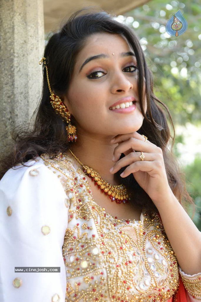 Monisha New Stills - 22 / 24 photos