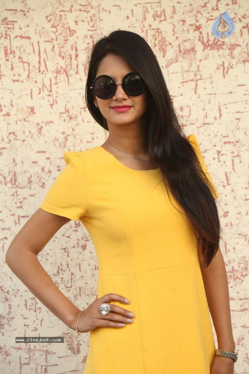 Mounika New Photos - 18 / 60 photos