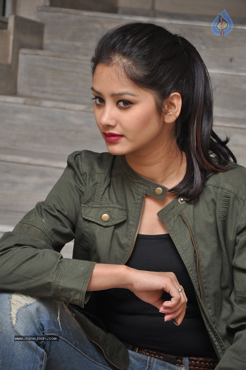 Mounika New Stills - 16 / 61 photos