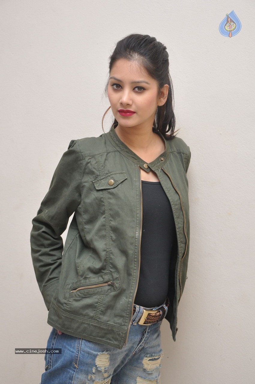 Mounika New Stills - 28 / 61 photos