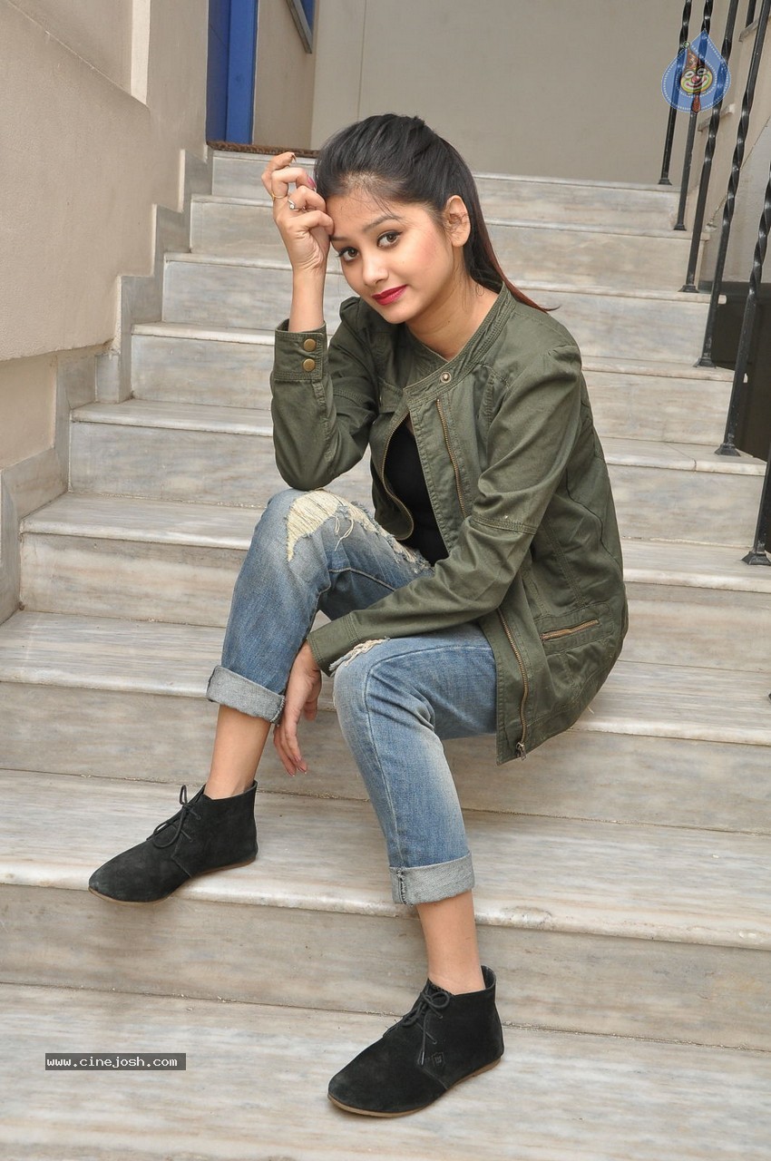 Mounika New Stills - 58 / 61 photos