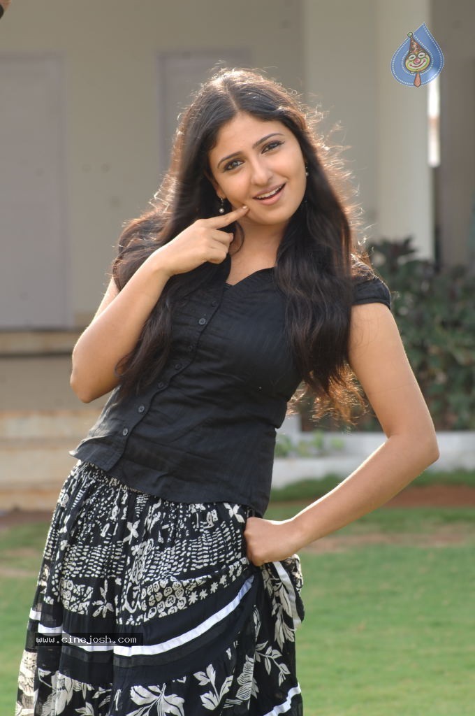 Mounika New Stills - 32 / 64 photos