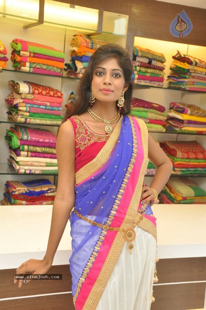 Mounika Reddy Stills - 31 / 36 photos