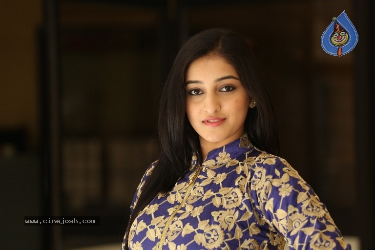 Mouryani Latest Photos - 14 / 17 photos