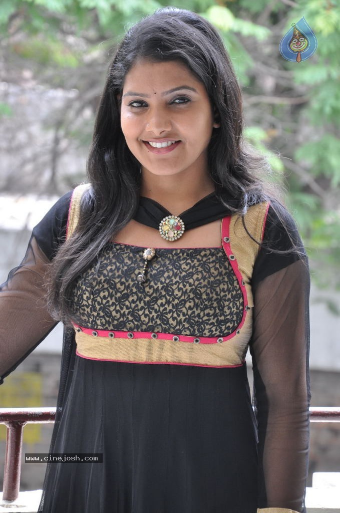 Mumtaaz Stills - 50 / 57 photos