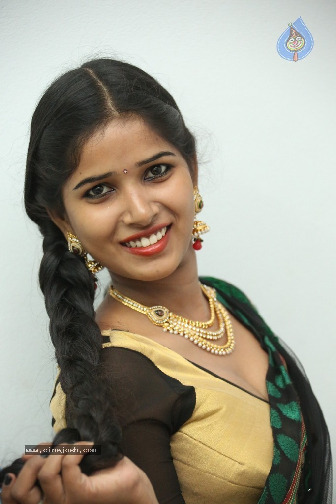 Mynaa Latest Photos - 2 / 110 photos