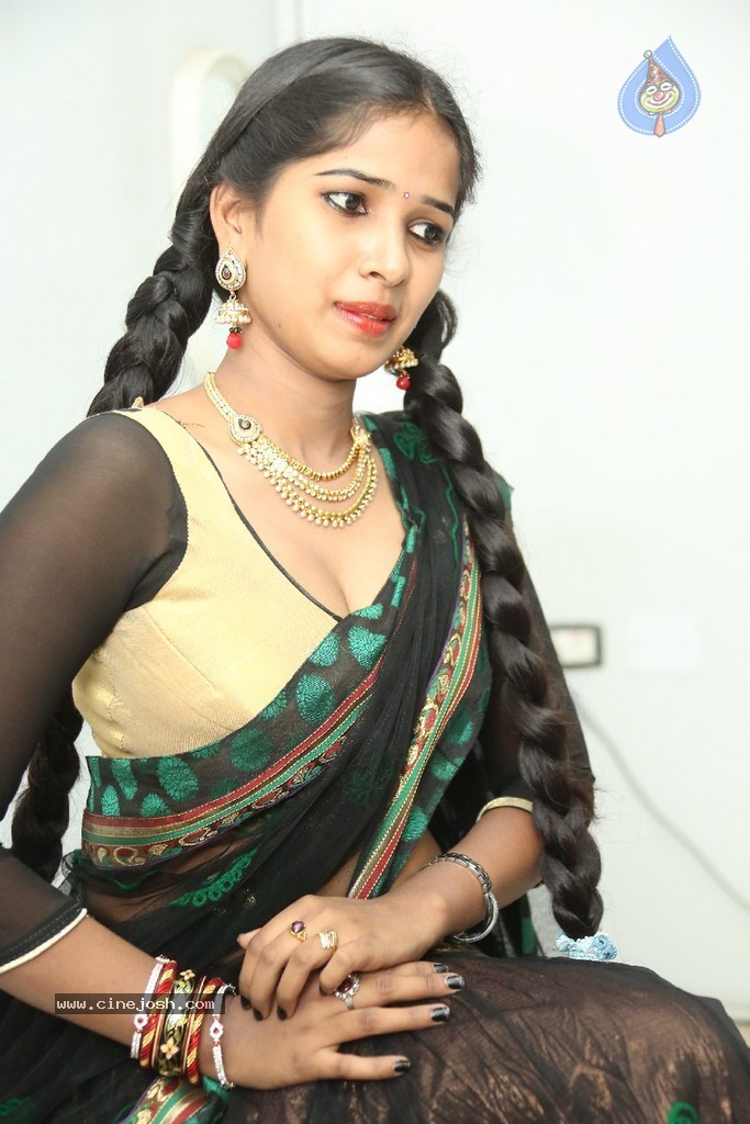 Mynaa Latest Photos - 38 / 110 photos