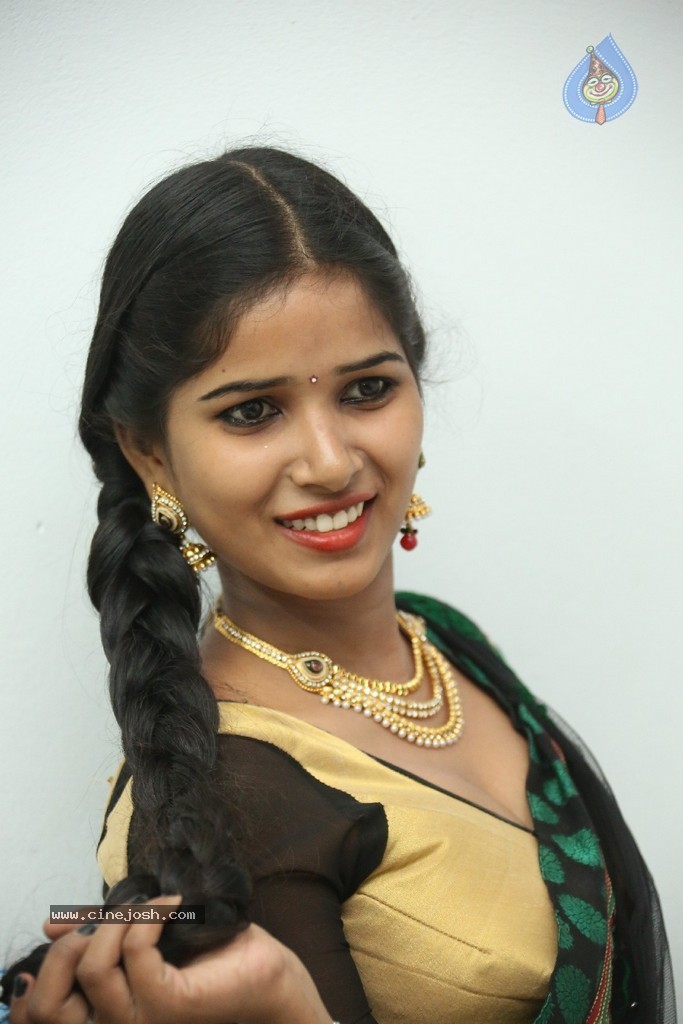 Mynaa Latest Photos - 66 / 110 photos