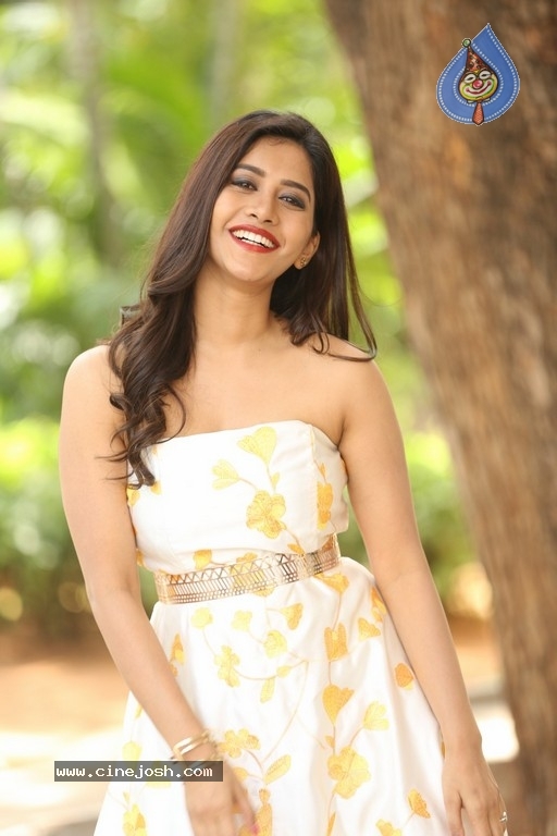 Nabha Natesh Images - 34 / 41 photos