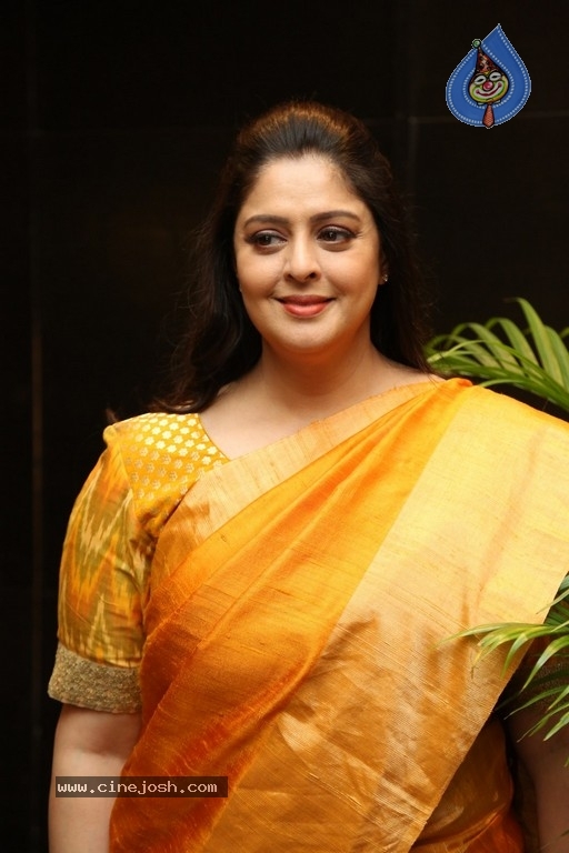 Nagma New Stills - 5 / 14 photos