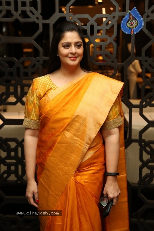 Nagma New Stills - 8 / 14 photos