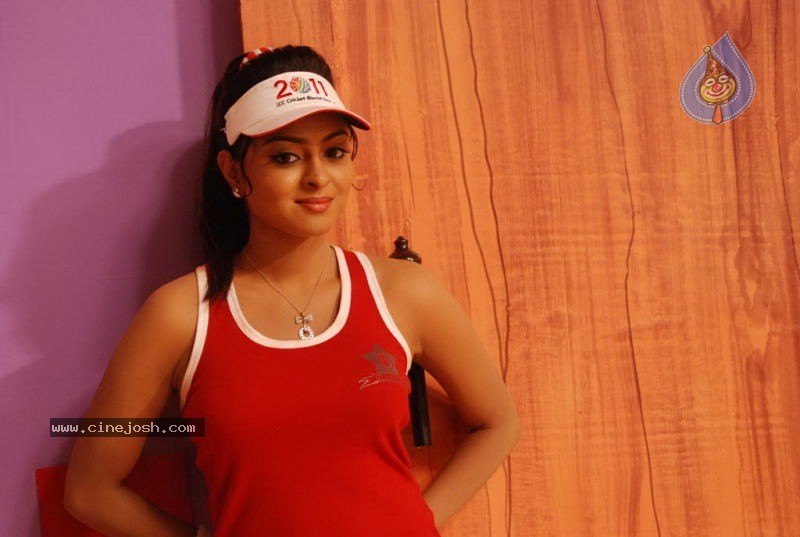 Nakshatra Latest Stills - 33 / 37 photos