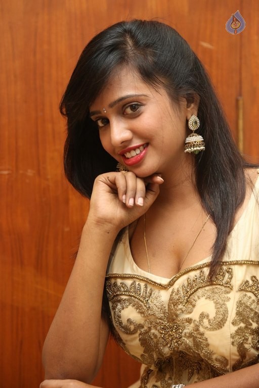 Nakshatra New Photos - 25 / 33 photos