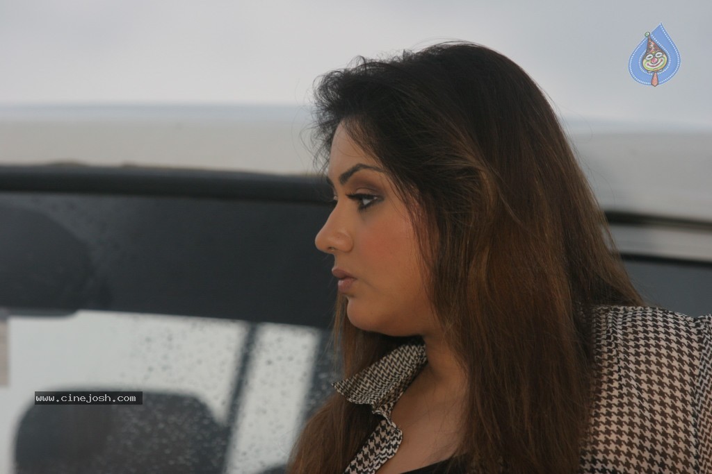 Namitha New Stills - 62 / 91 photos