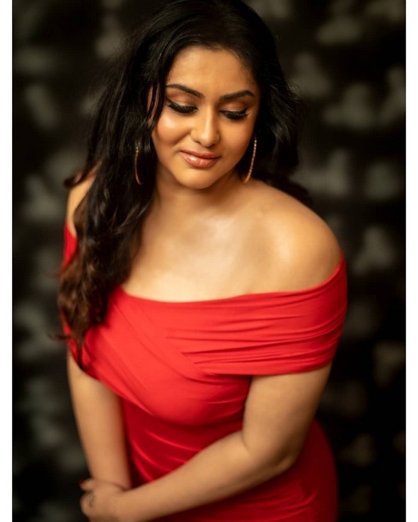 Namitha Photos - 15 / 20 photos