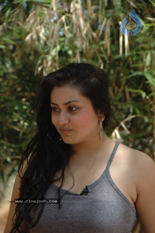 Namitha Stills - 10 / 59 photos