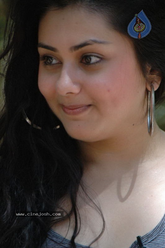 Namitha Stills - 52 / 59 photos