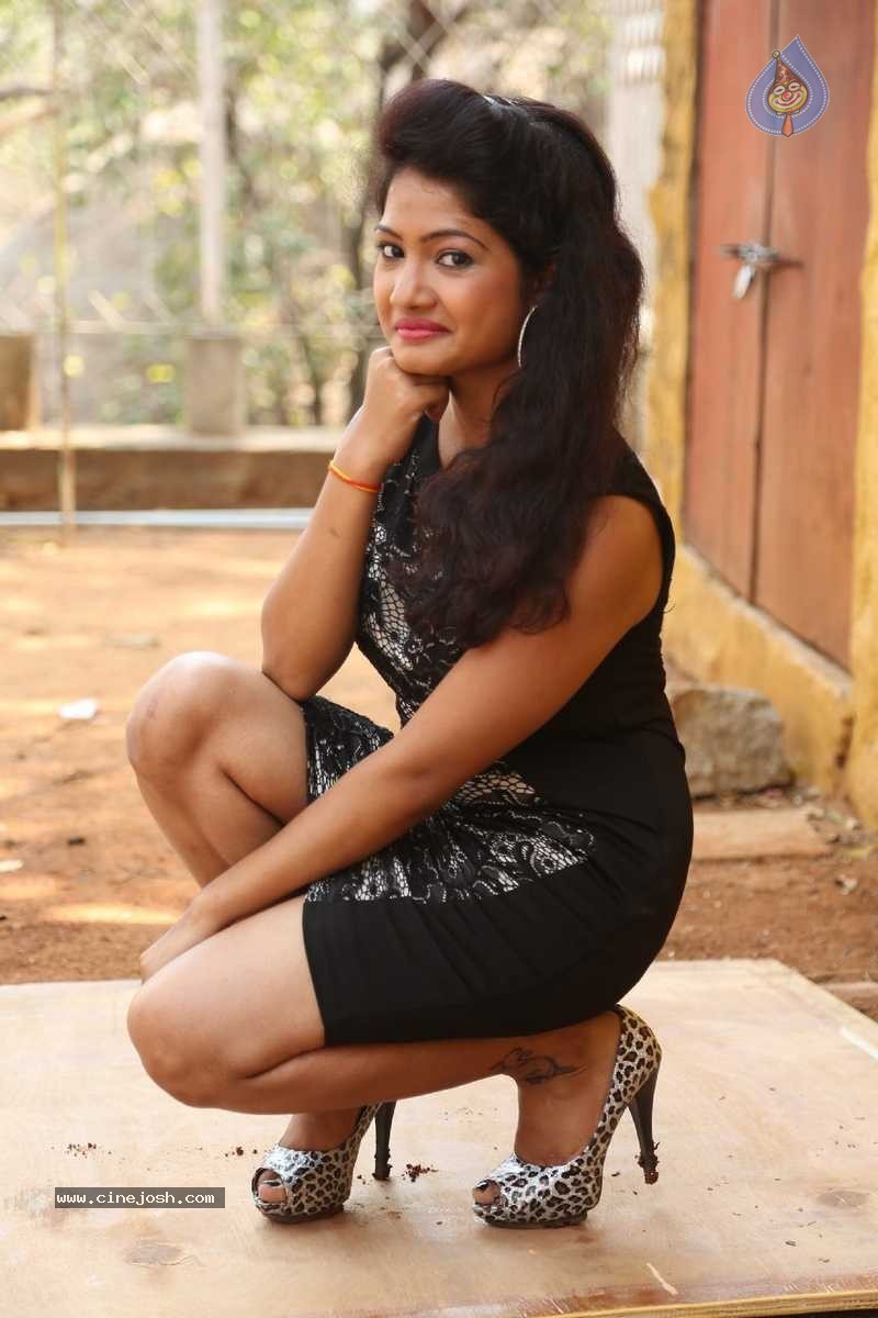 Nandita Mandal Stills - 40 / 54 photos