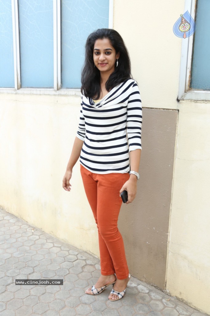 Nandita New Stills - 19 / 46 photos