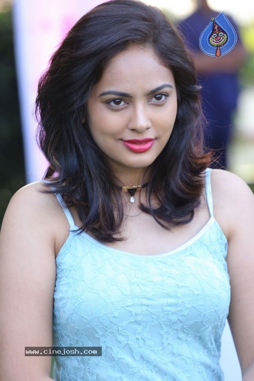 Nandita Swetha Photos - 32 / 41 photos