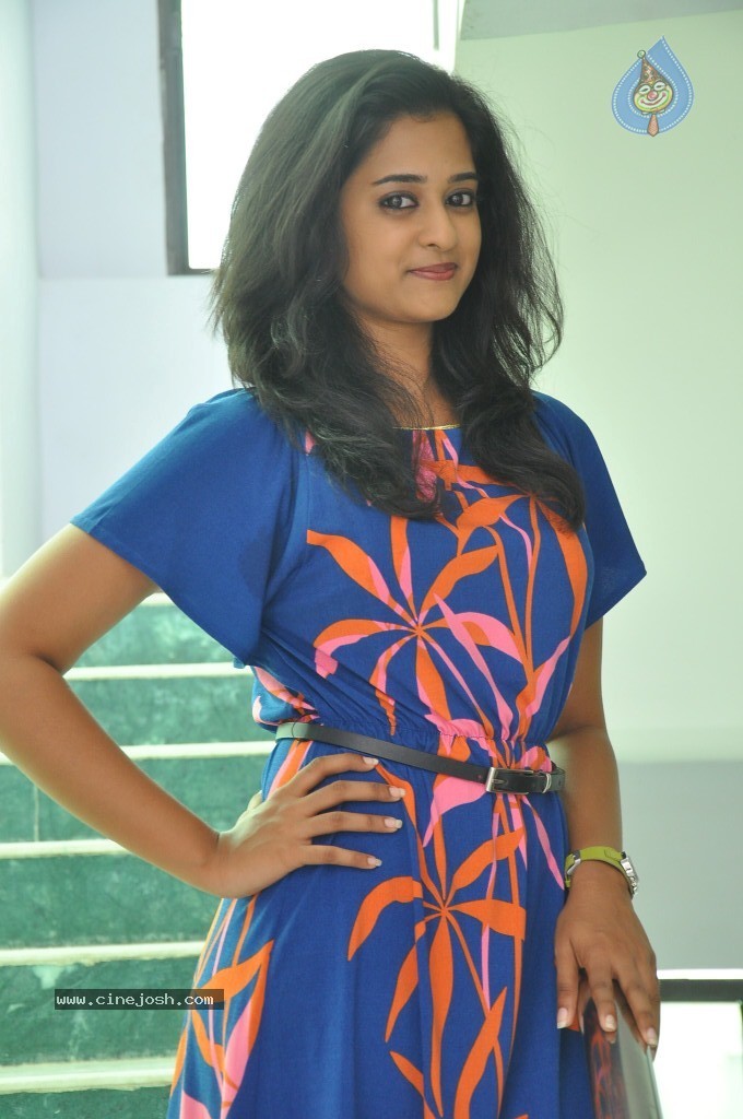 Nanditha Latest Photos - 40 / 109 photos